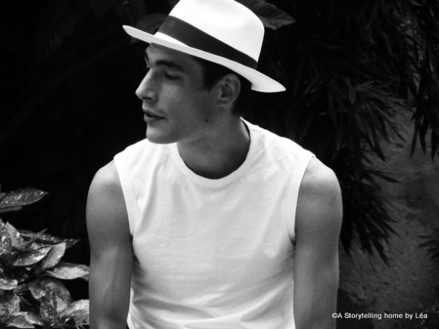 Street portrait dali museum spain