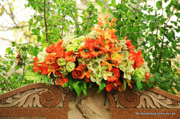 Notre dame des neiges cemetary Montreal flowers