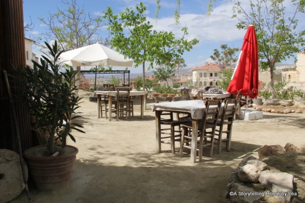 A well deserved rest at a café, after a long walk through the valleys