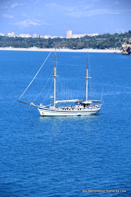 Boat_Antalya_Turkey_2014